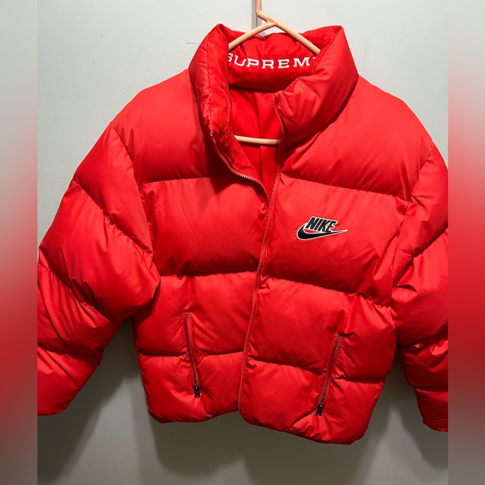 Men Supreme x Nike Red Puffer Jacket, Supreme Nike Reversible Puffy Jacket